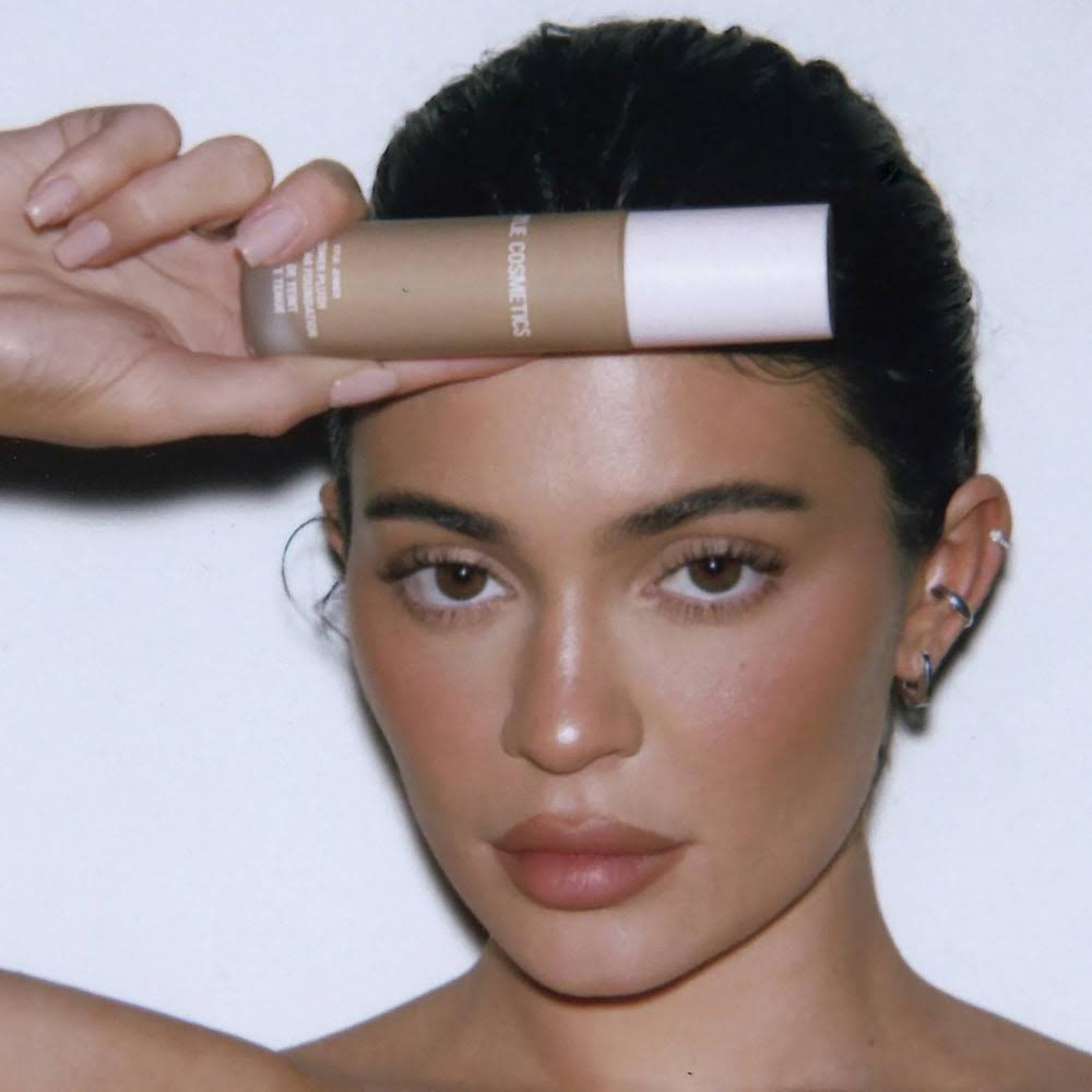 Kylie's Foundation Campaign Look Bundle