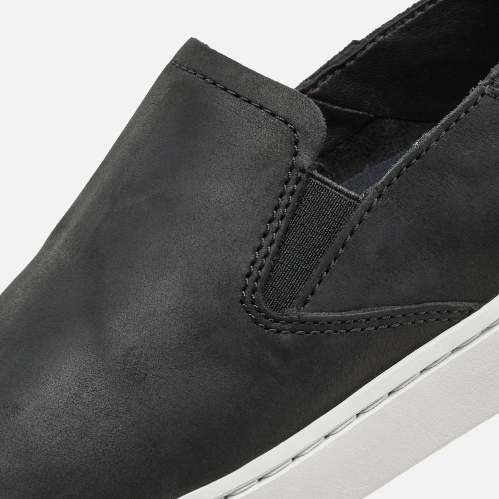 Pehuea Leather  -  Onyx / Onyx